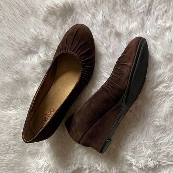 Me Too Leena Leather Wedge Slip on Shoes Women’s Size 8.5 M - Picture 1 of 12